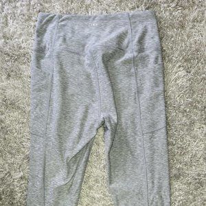 GREY LEGGING